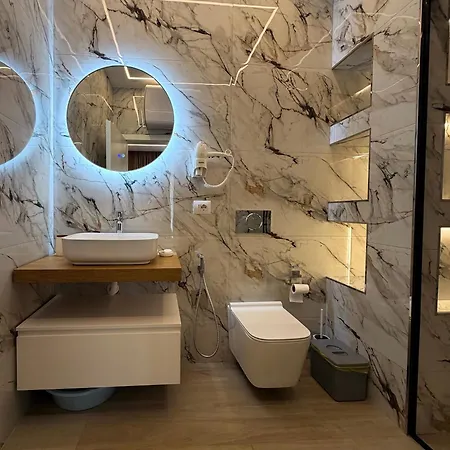 Amal Luxury Penthouse Himare