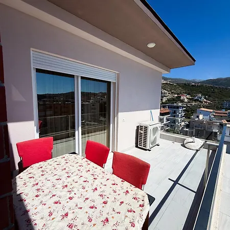 Amal Luxury Penthouse Lägenhet Himare